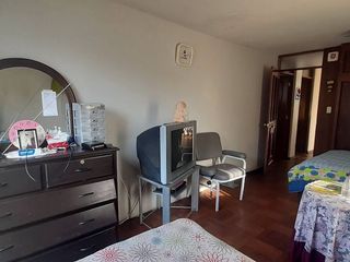 Vendo Casa Frente al Parque y Esquina – Lasarre – Cercado de Lima