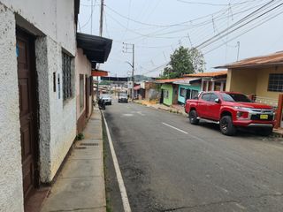 Foto 4 de Lamas acoge bien a los visitantes, es un lugar increíble para vivir. La casa está a solo una cuadra de su Plaza.