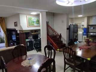 Foto 9 de casa comercial de venta en manta