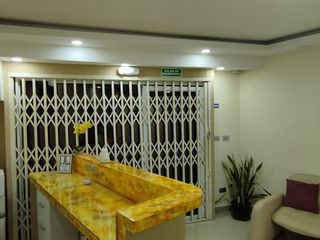 Foto 17 de casa comercial de venta en manta