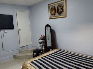 Foto 6 de casa comercial de venta en manta