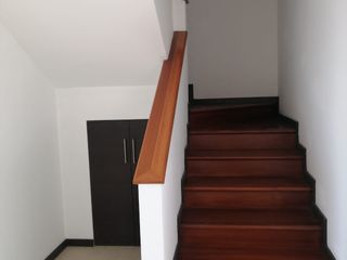 Foto 17 de OPORTUNIDAD CASA AMPLIA 260m2 3 HABITACIONES SAN JUAN CUMBAYA
