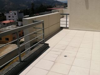 Foto 1 de OPORTUNIDAD CASA AMPLIA 260m2 3 HABITACIONES SAN JUAN CUMBAYA