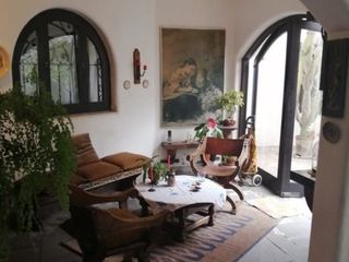 Foto 6 de EXCELENTE CASA, ARQUITECTURA MUY CALIDA CON GRAN TERRAZA