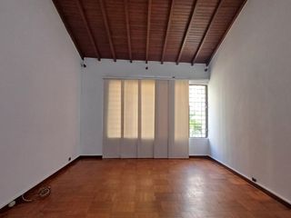 Casa en arriendo Laureles