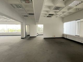 Foto 5 de VENTA O ALQUILER DE OFICINA COMERCIAL EN AV. PRINCIPAL, SANTA CATALINA