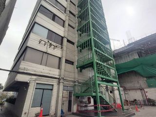 Foto 11 de VENTA O ALQUILER DE OFICINA COMERCIAL EN AV. PRINCIPAL, SANTA CATALINA