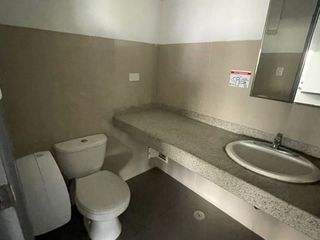 Foto 25 de VENTA O ALQUILER DE OFICINA COMERCIAL EN AV. PRINCIPAL, SANTA CATALINA