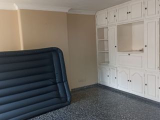 VENDO  APARTAMENTO EN VERSALLES