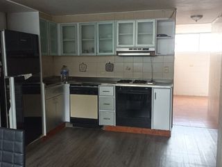 Foto 2 de VENDO  APARTAMENTO EN VERSALLES