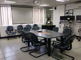 Foto 2 de EN RENTA OFICINA CORPORATIVA A 2 CUADRAS DE LA NN.UU.
