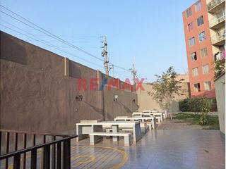 Foto 18 de Se Vende Departamento Con Ascensor En Condominio La Alameda Del Agustino