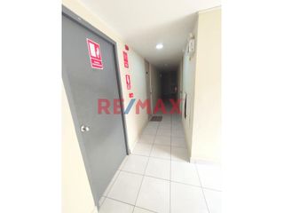 Foto 14 de Se Vende Departamento Con Ascensor En Condominio La Alameda Del Agustino