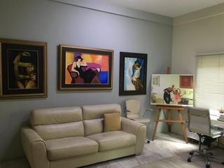 Foto 5 de Venta Casa Samborondon con Dormitorio Master Planta Baja y Planta Alta