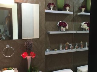 Foto 18 de Venta Casa Samborondon con Dormitorio Master Planta Baja y Planta Alta