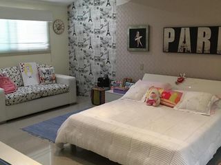 Foto 10 de Venta Casa Samborondon con Dormitorio Master Planta Baja y Planta Alta