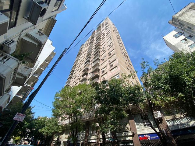 VENTA DE DEPARTAMENTO 4 AMBIENTES EN ALMAGRO