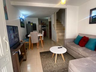 Foto 3 de ARRENDAMOS ACOGEDORA CASA EN NUEVA CASTILLA