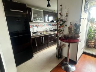 Apartamento en venta con vista panoramica en conjunto ClubHouse en Hayuelos