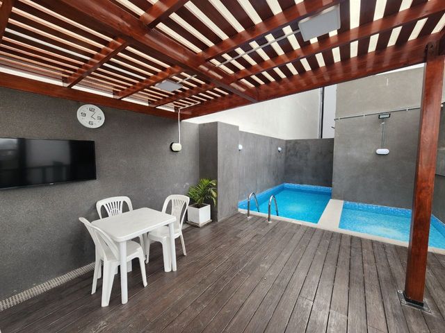 Venta Departamento bien implementado e iluminado 3dorm 2b + servicio + 1estac.- Surquillo