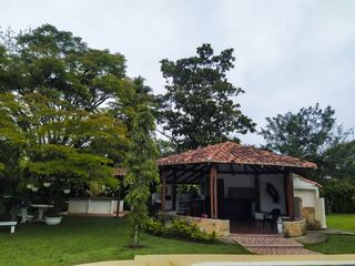 VENTA FINCA VIA RIO CLARO JAMUNDI