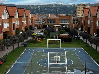 Foto 1 de VENTA CASA CHIA CRA 9 ANTIGUA VIA A CAJIA CONJUNTO VILLA LAUREN