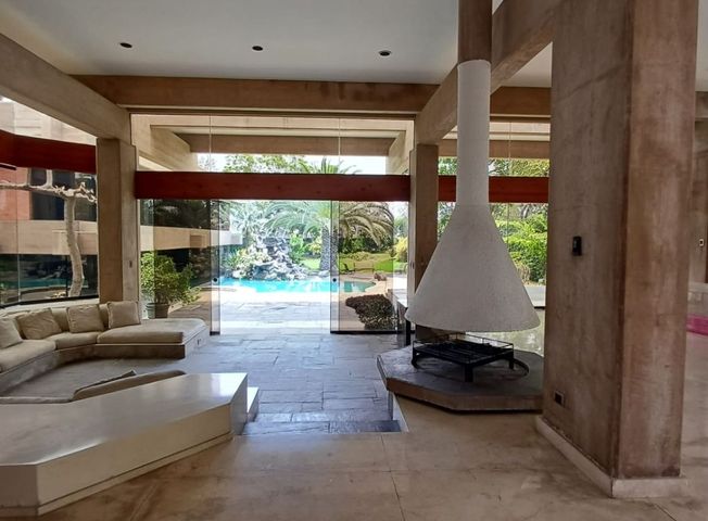 Casa en Venta en Santiago de Surco - View 5