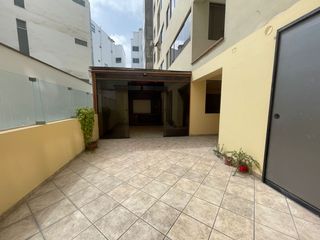 Alquilo excelente flat en La Castellana - Surco