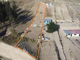Foto 1 de Terreno de Venta en Latacunga