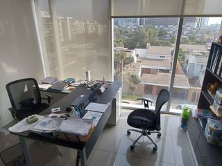 Foto 10 de Oficina Implementada de 233 m² con Vista a Los Jades en Santiago de Surco
