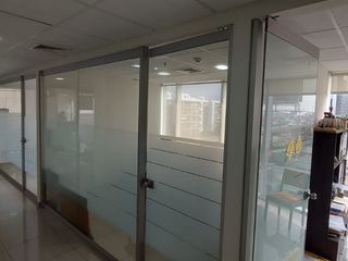 Foto 14 de Oficina Implementada de 233 m² con Vista a Los Jades en Santiago de Surco
