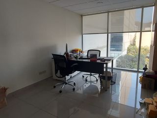 Oficina Implementada de 233 m² con Vista a Los Jades en Santiago de Surco