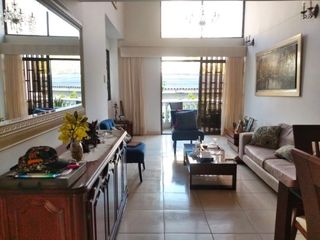 Foto 1 de Apartamento en arriendo en Los Alpes.