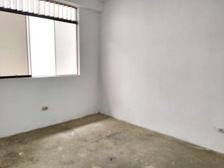 Foto 9 de Casa En Venta En Urb Los Chasquis - SMP con frente de 8ml