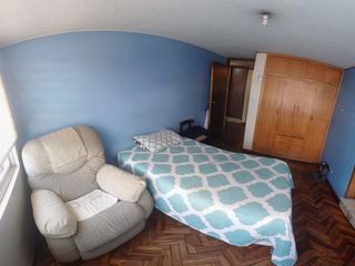 De Oportunidad: Amplio Departamento con Terraza y Parqueadero, en venta, Sector Parque Italia.