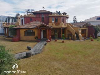 Venta de Casa Sector exclusivo Conj. San German, Valles de los chillos, Conocoto