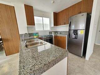 Foto 7 de Venta de Casa Siena 4 Dorm. En Manantial de Casalaguna/Vial 1 -av. Leon F.Cordero Cerca Rioc. Dorado