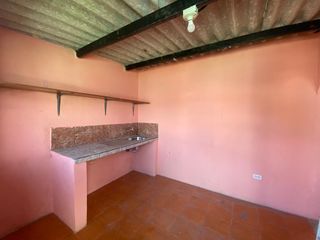 Foto 21 de Casa rentera de venta en Quito, sector de la Roldos, barrio Consejo Provincial