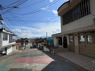 CASA EN ALQUILER EN REPÚBLICA DE FRANCIA