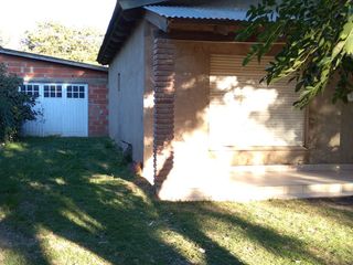 Foto 2 de CASA SOBRE AMPLIO LOTE