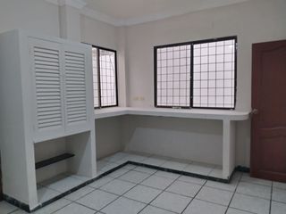 Foto 18 de CASA DE VENTA ,RENTERA, EN  ALBORADA XIV ETAPA MZ 6, NORTE DE GUAYAQUIL