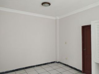 Foto 40 de CASA DE VENTA ,RENTERA, EN  ALBORADA XIV ETAPA MZ 6, NORTE DE GUAYAQUIL
