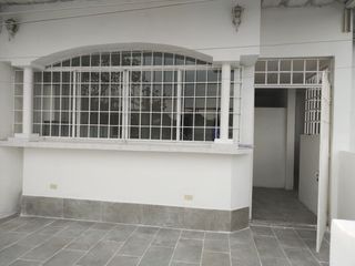 Foto 44 de CASA DE VENTA ,RENTERA, EN  ALBORADA XIV ETAPA MZ 6, NORTE DE GUAYAQUIL