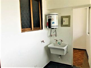 Departamento en Venta en Miraflores 2 Dormitorios, Cochera Excelente Ubicación 110 MT