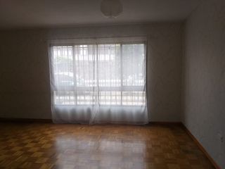 CASA AMPLIA EN RENTA