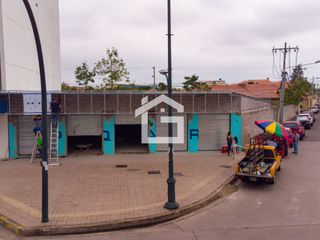 Foto 8 de Haz Crecer tu Empresa: Local Comercial en el Sector de Salud y Comercio de Machala