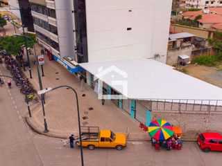 Foto 3 de Haz Crecer tu Empresa: Local Comercial en el Sector de Salud y Comercio de Machala