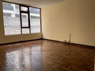 Foto 5 de Rento Oficina de 90 m2 en la Avenida  América