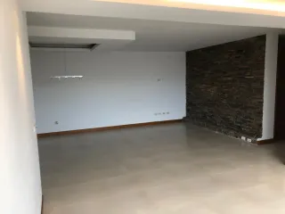 Alquiler departamento San Isidro 2 frente a Miravalle, Vía Rancho San Francisco