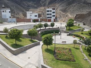 Venta de Departamento  y Cochera frente a parque en La Molina